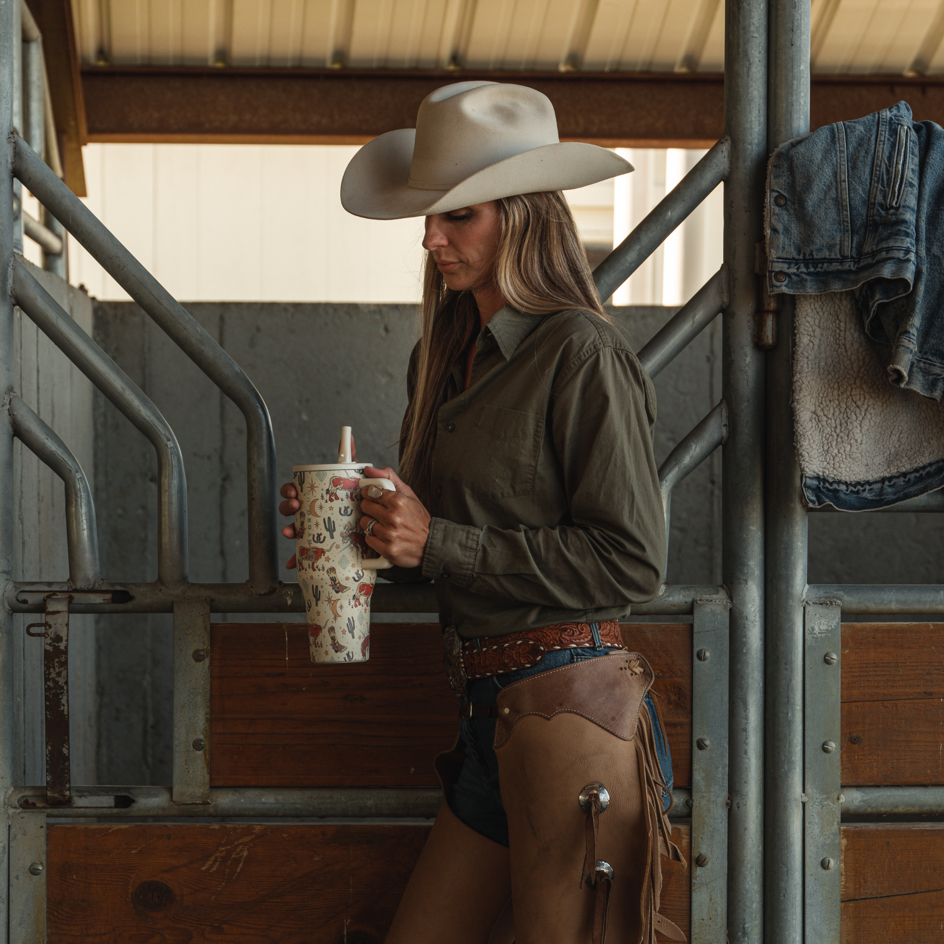 rodeo-32oz-946ml-g1 TRVL32-Rodeo-6-WPI.png