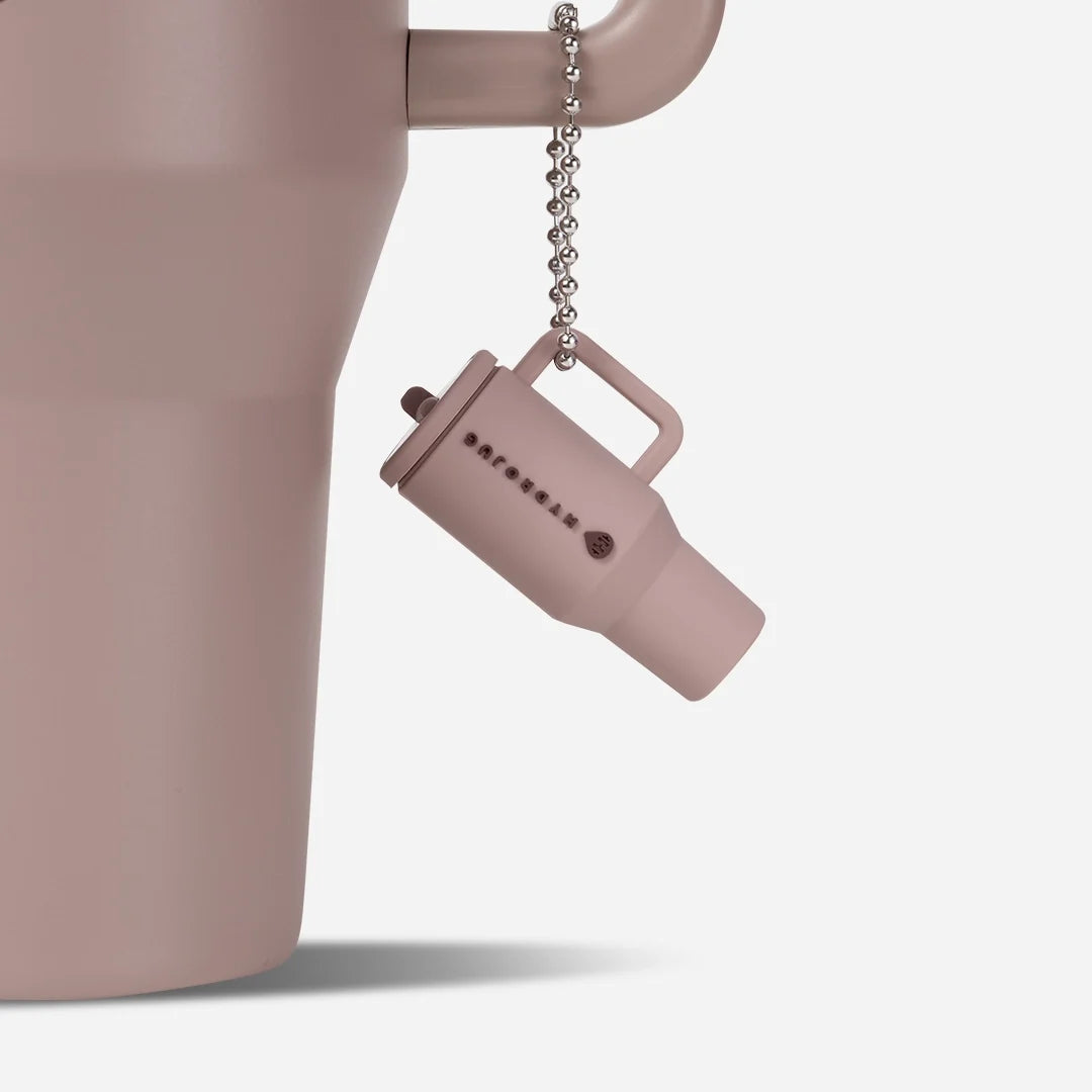 traveler-keychain-p1 Web-TravelerKeychainPhotos-Mauve2.webp